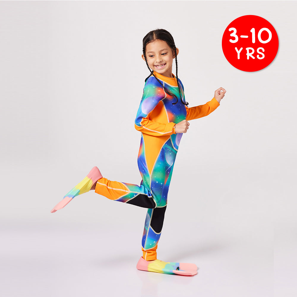A child wearing Cheekaaboo's Flippers for Swimming